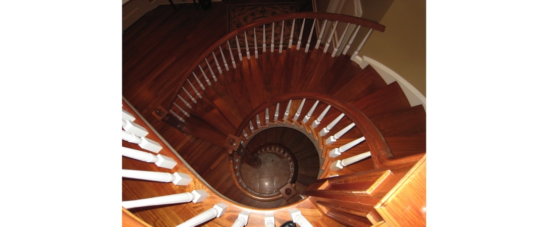 new-york-interior-designer_Contemporary-Staircase-1100x450.jpg